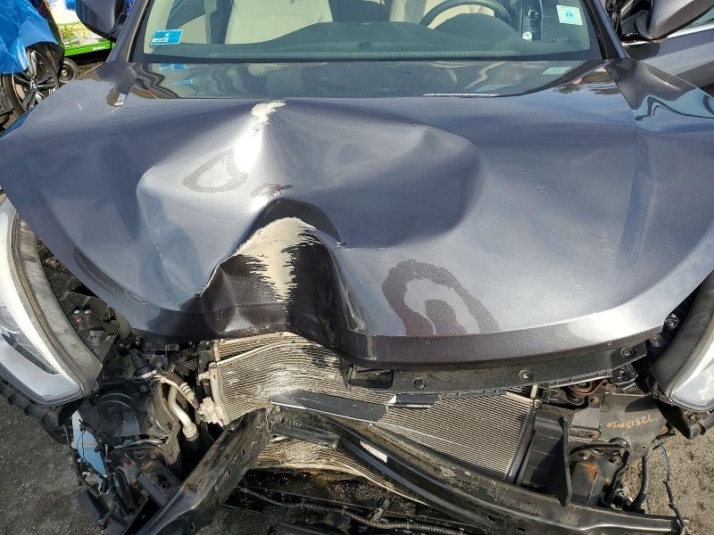 Фото 12 - HYUNDAI SANTA FE