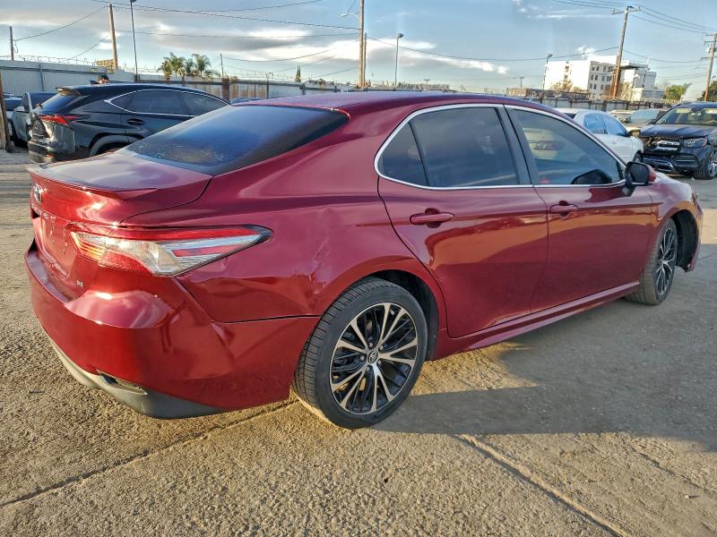 Фото 3 - TOYOTA CAMRY