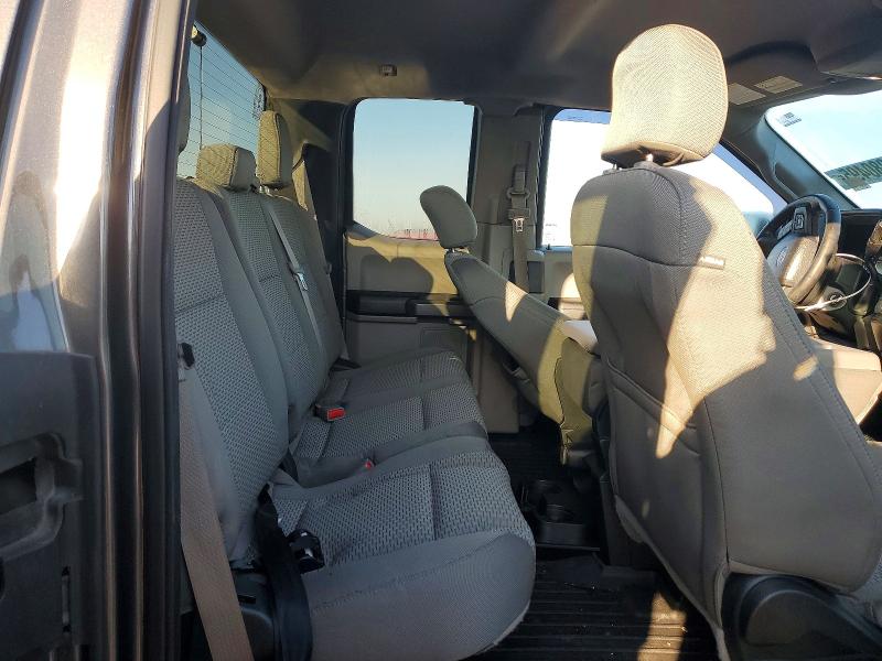 Фото 10 - FORD F-150