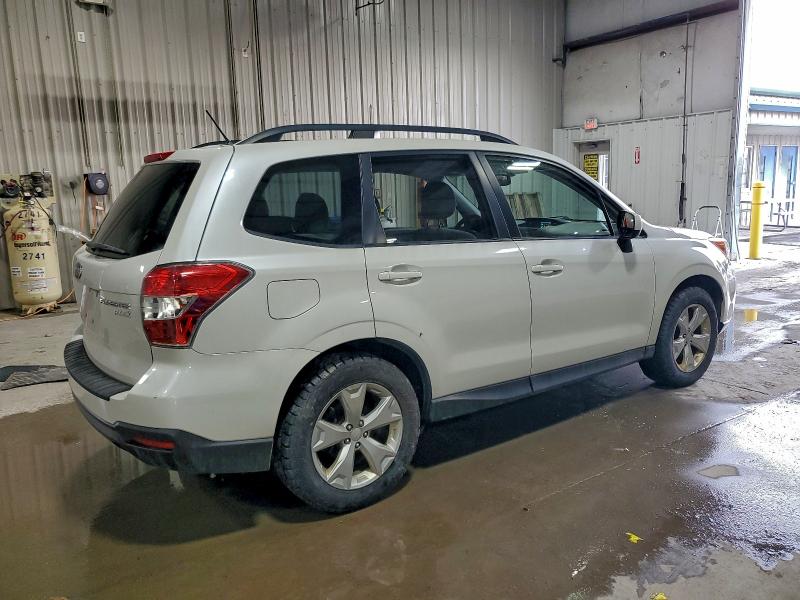 Фото 3 - SUBARU FORESTER