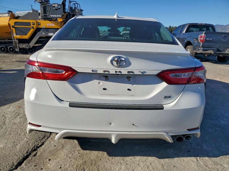 Фото 6 - TOYOTA CAMRY