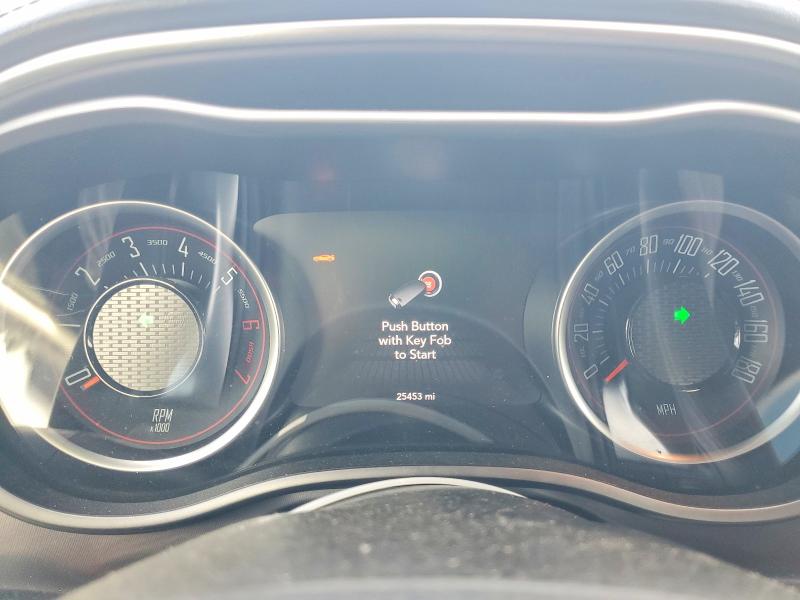 Фото 9 - DODGE CHALLENGER