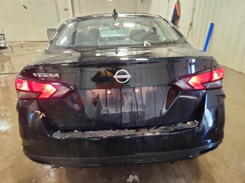 Фото 6 - NISSAN VERSA