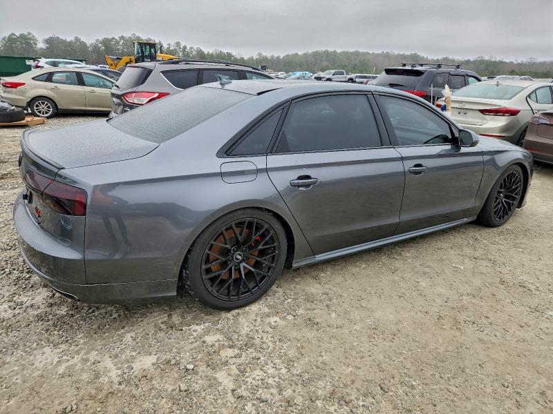 Фото 3 - AUDI A8