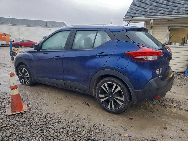 Фото 2 - NISSAN KICKS