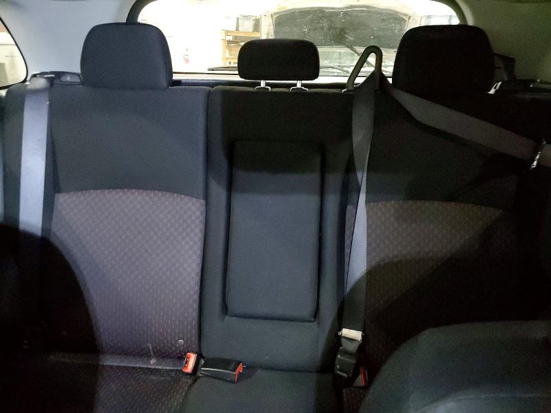 Фото 10 - MITSUBISHI OUTLANDER