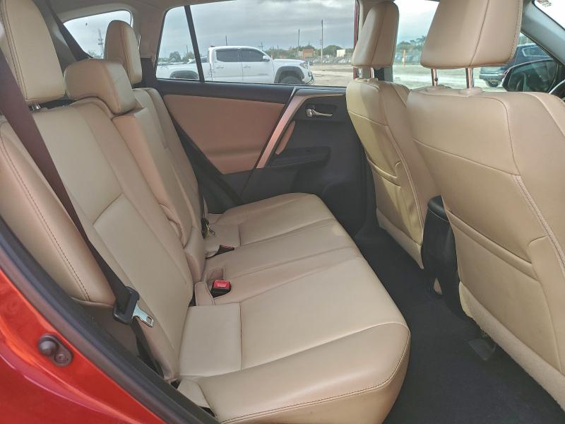 Фото 11 - TOYOTA RAV4