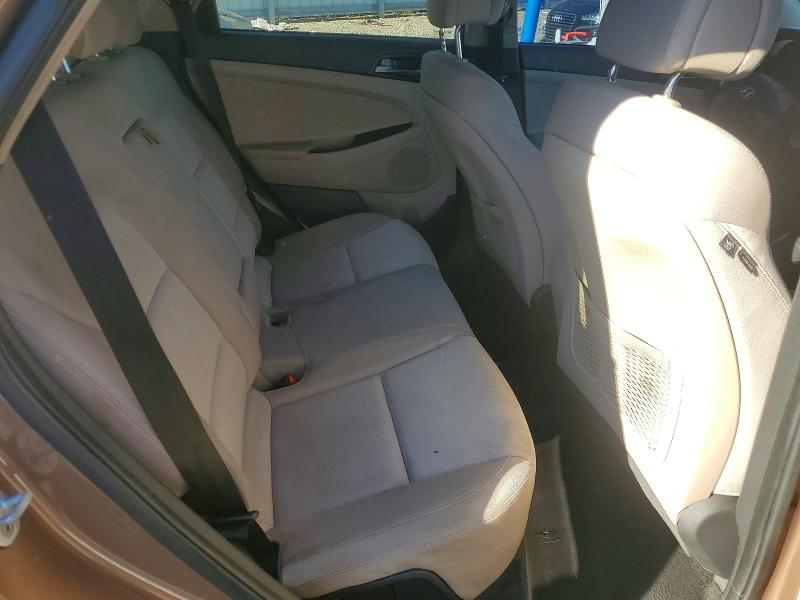 Фото 11 - HYUNDAI TUCSON