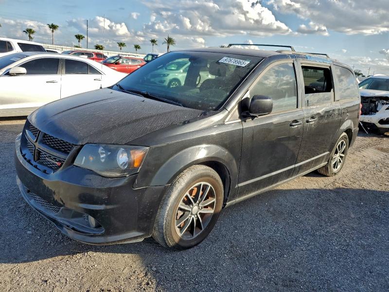 Фото 1 - DODGE CARAVAN