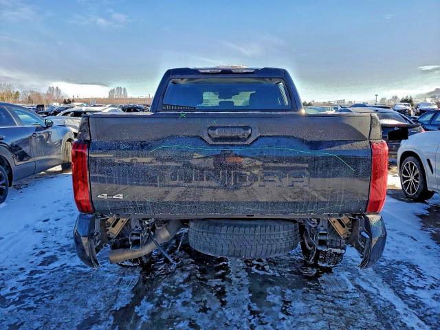 Фото 6 - TOYOTA TUNDRA