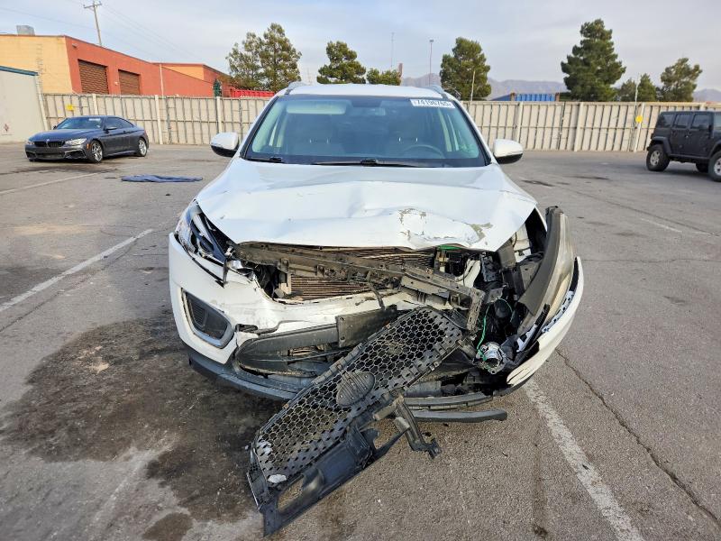 Фото 5 - KIA SORENTO