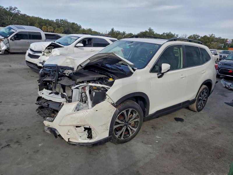 Фото 1 - SUBARU FORESTER