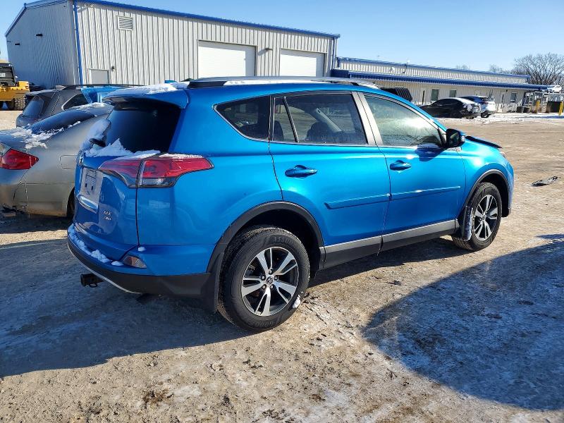 Фото 3 - TOYOTA RAV4