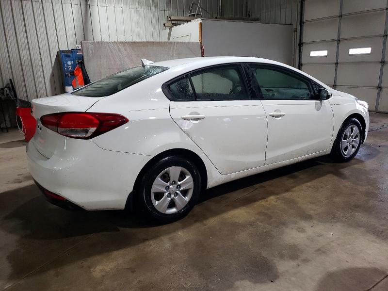 Фото 3 - KIA FORTE