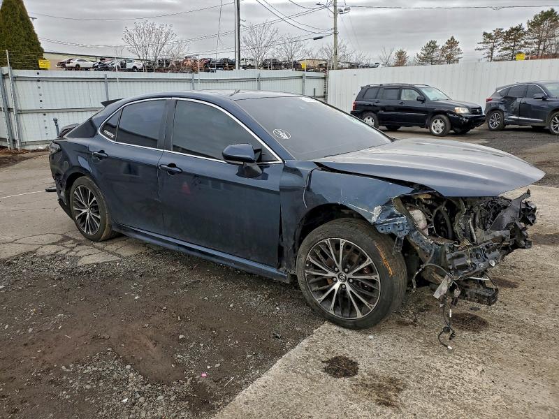 Фото 4 - TOYOTA CAMRY