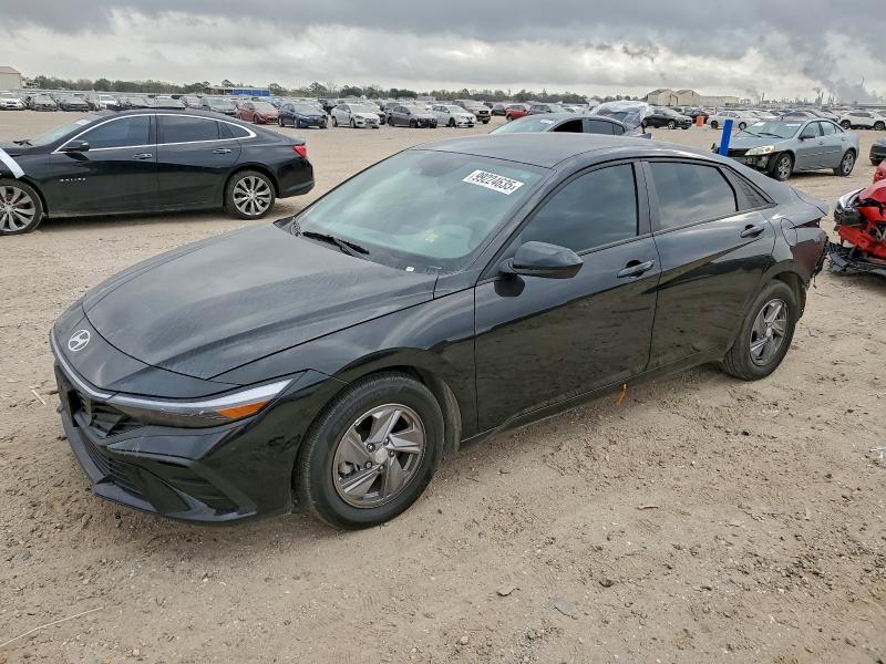 Фото 1 - HYUNDAI ELANTRA