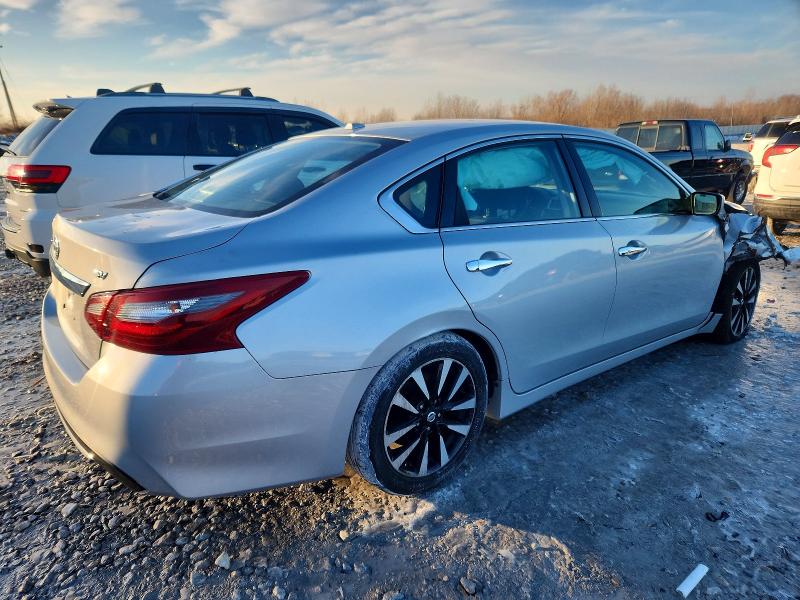 Фото 3 - NISSAN ALTIMA