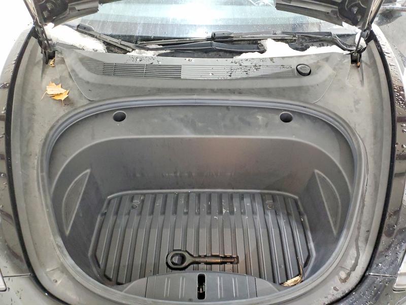 Фото 11 - TESLA MODEL 3