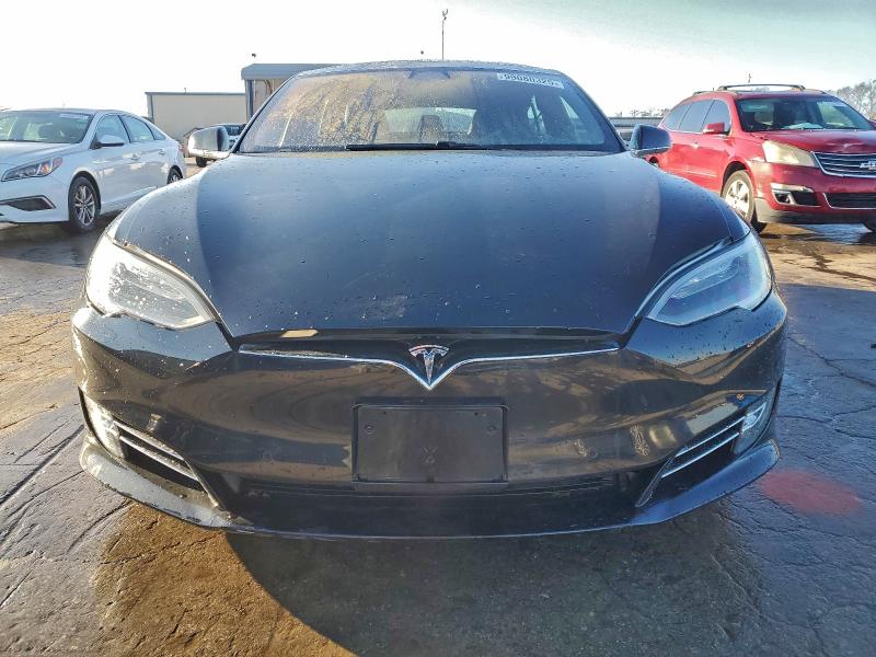 Фото 5 - TESLA MODEL S