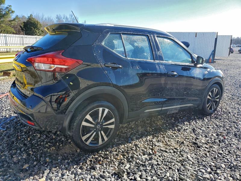 Фото 3 - NISSAN KICKS