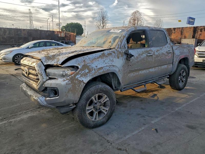 Фото 1 - TOYOTA TACOMA