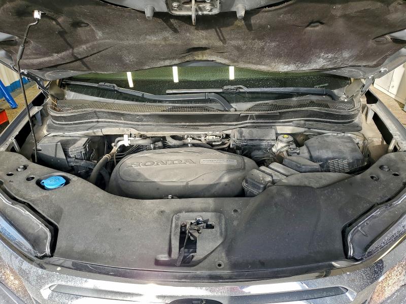 Фото 11 - HONDA RIDGELINE
