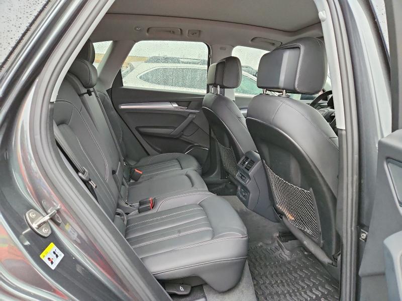 Фото 11 - AUDI Q5