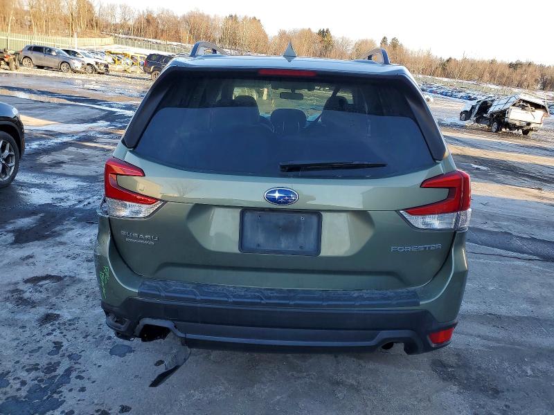 Фото 6 - SUBARU FORESTER