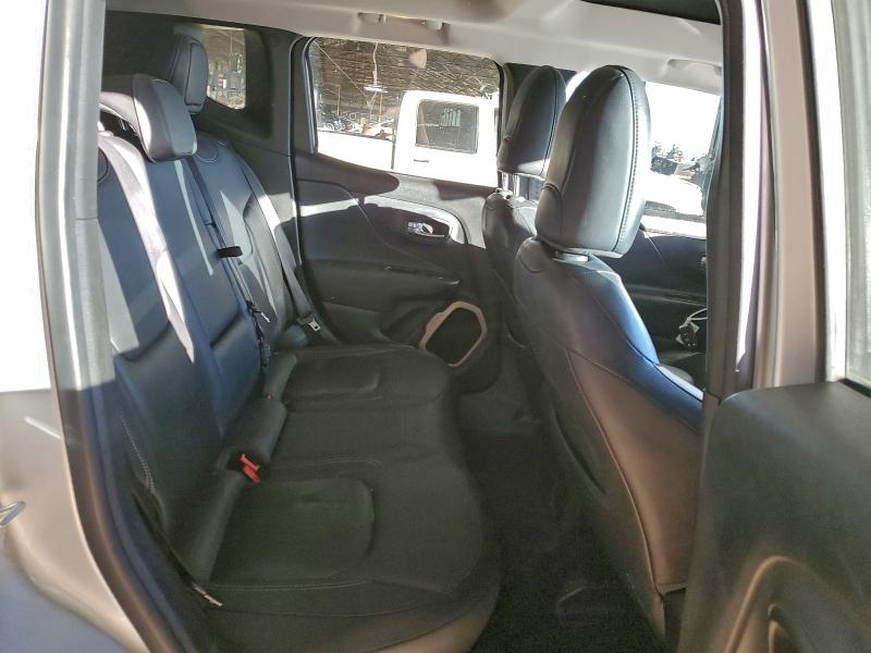 Фото 10 - JEEP RENEGADE