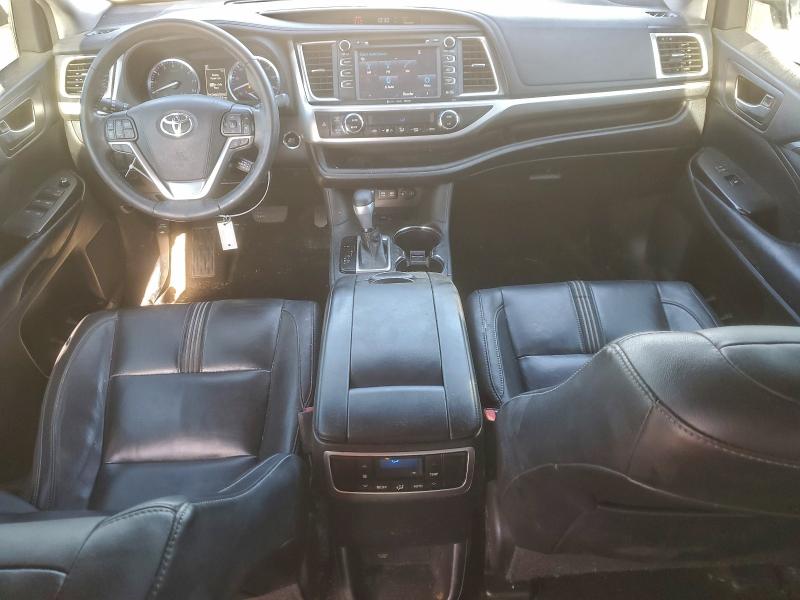 Фото 8 - TOYOTA HIGHLANDER