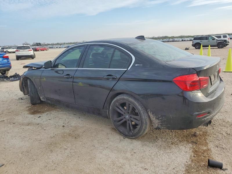 Фото 2 - BMW 3 SERIES