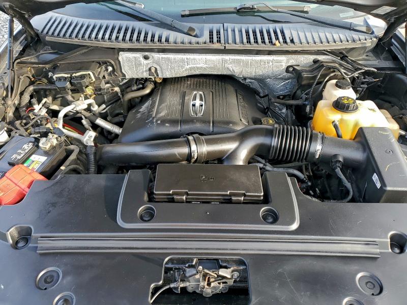 Фото 12 - LINCOLN NAVIGATOR