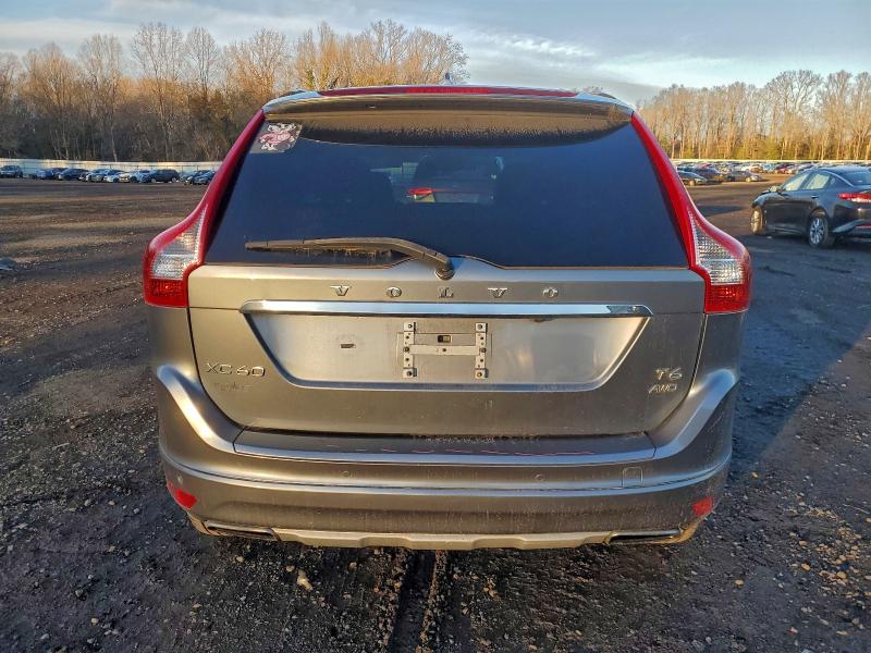 Фото 6 - VOLVO XC60