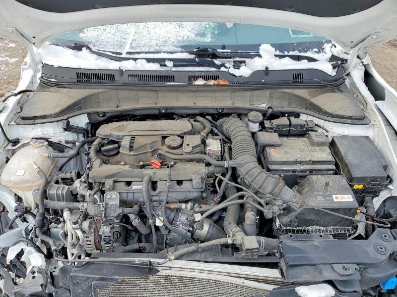 Фото 11 - HYUNDAI KONA