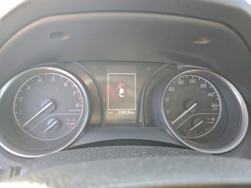 Фото 9 - TOYOTA CAMRY