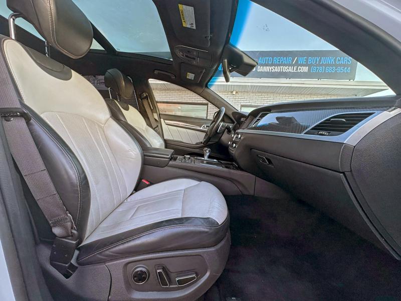 GENESIS G80 2018 VIN KMHGN4JB9JU274939