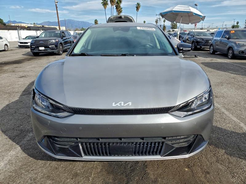 Фото 5 - KIA EV6 LIGHT