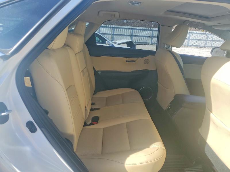 Фото 11 - LEXUS NX