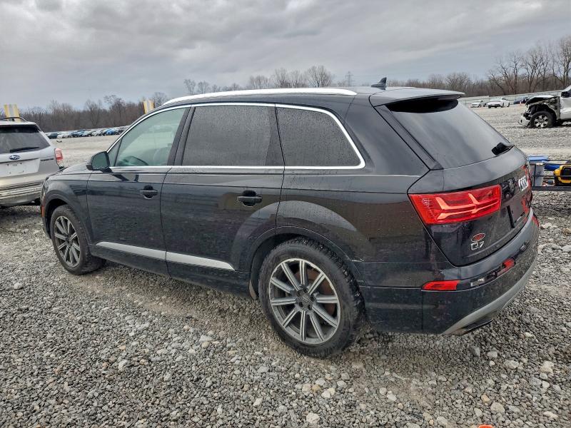 Фото 2 - AUDI Q7