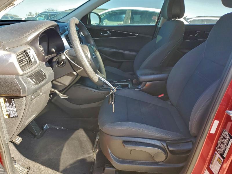 Фото 7 - KIA SORENTO