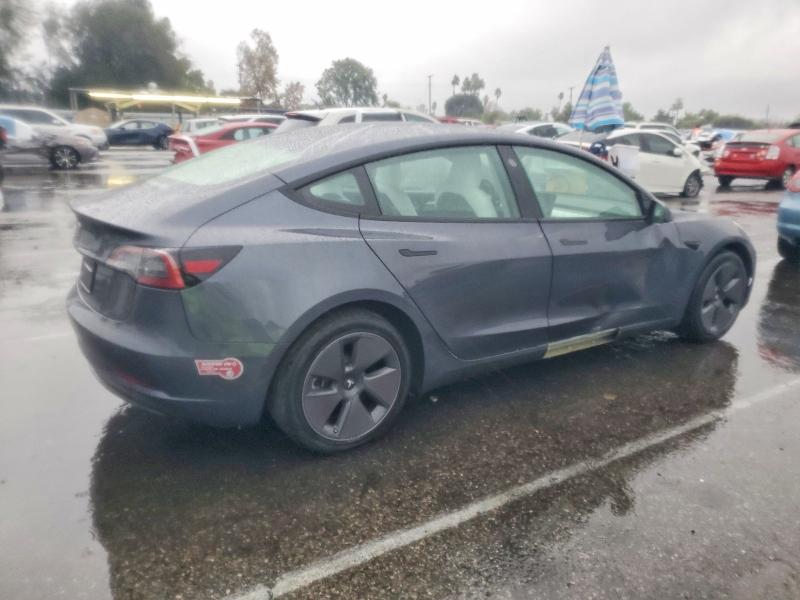 Фото 3 - TESLA MODEL 3