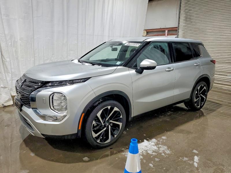 Фото 1 - MITSUBISHI OUTLANDER