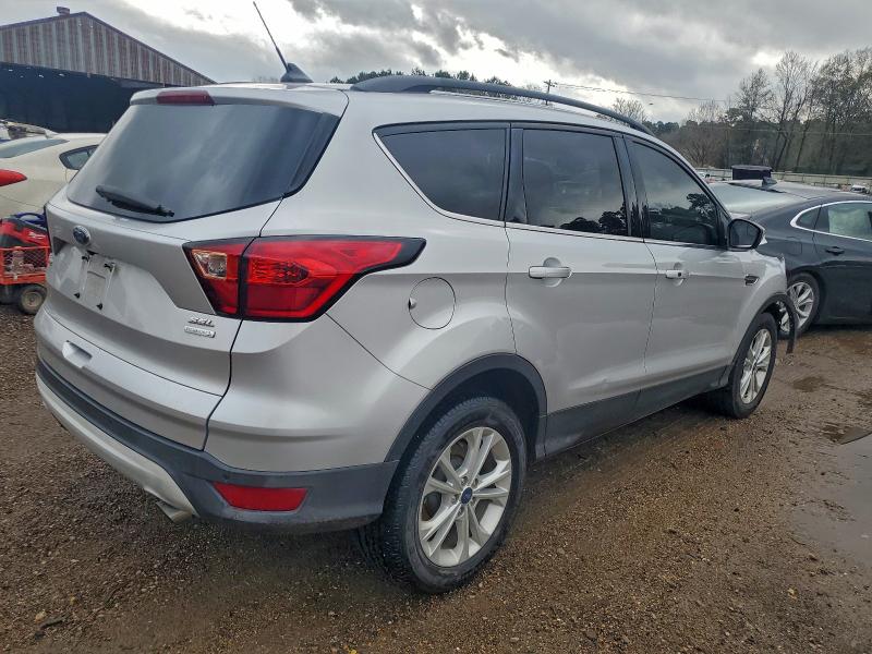 Фото 3 - FORD ESCAPE