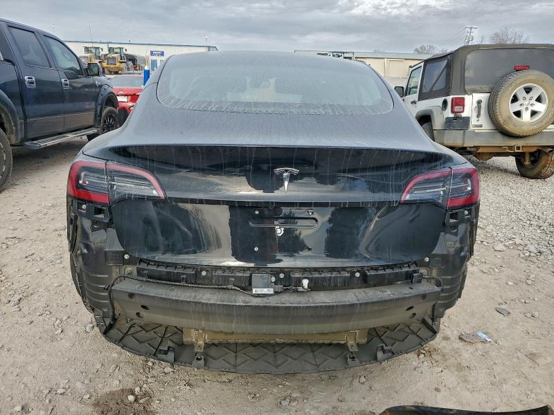 Фото 6 - TESLA MODEL 3