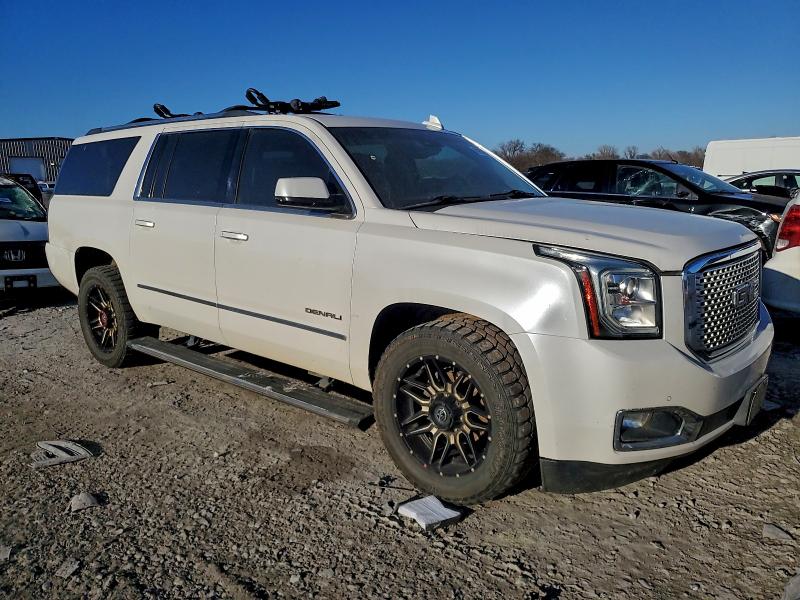 Фото 4 - GMC YUKON