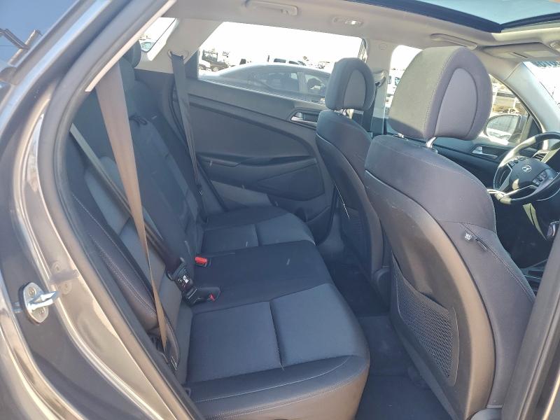 Фото 11 - HYUNDAI TUCSON