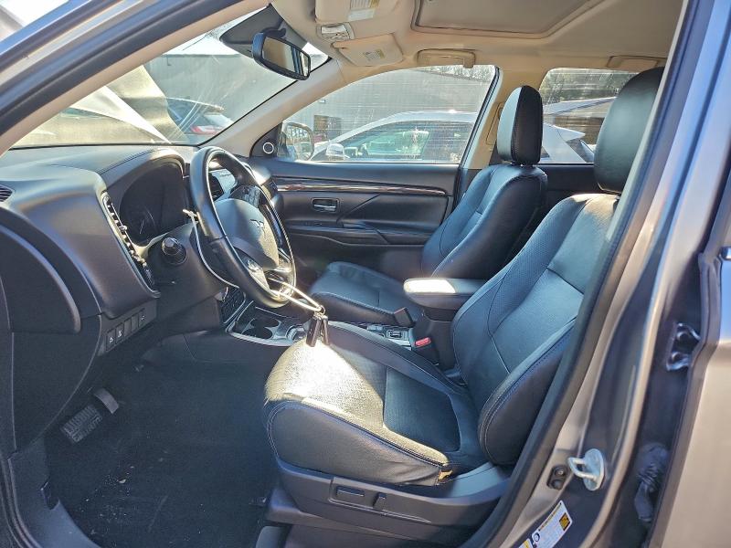 Фото 7 - MITSUBISHI OUTLANDER