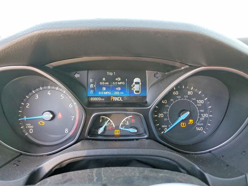 Фото 9 - FORD FOCUS