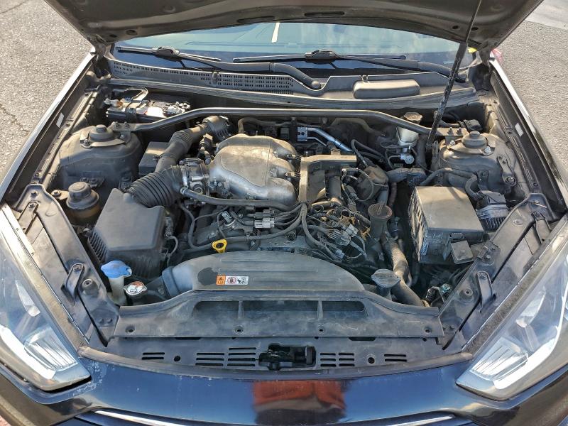 Фото 11 - HYUNDAI GENESIS