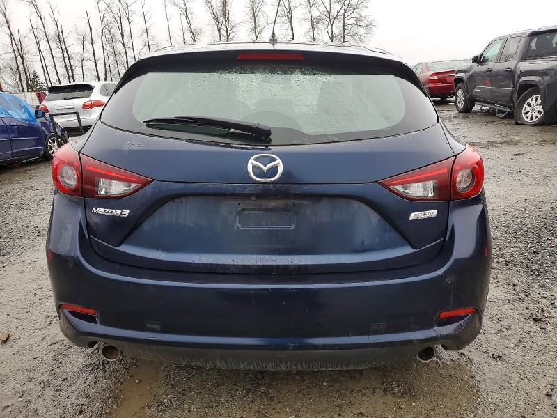 Фото 6 - MAZDA 3